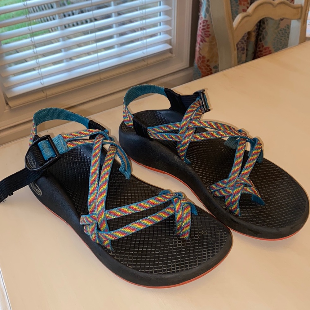 CHACO Zx2 Women’s “Fiesta” Toe Loop Sandals Sz 8